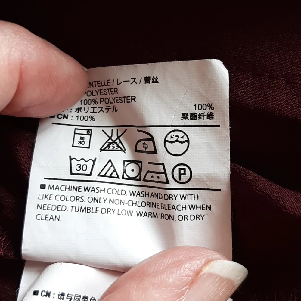 Old Navy blouse. long sleeved pull on .  Size Medium.  Burgundy. - Picture 8 of 13